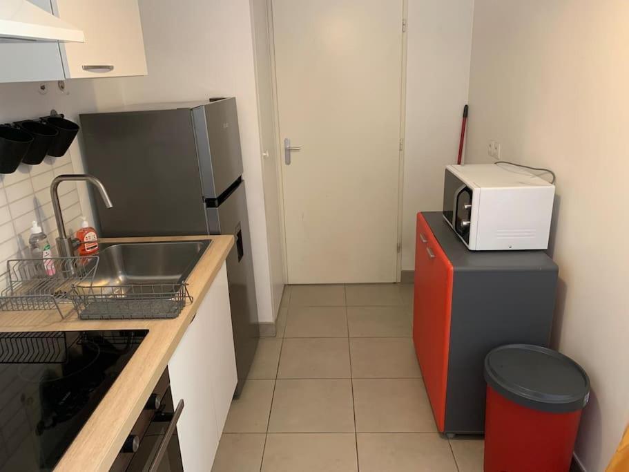 Appart T3 Jardin 1 Km La Plage ! Marsiglia Esterno foto